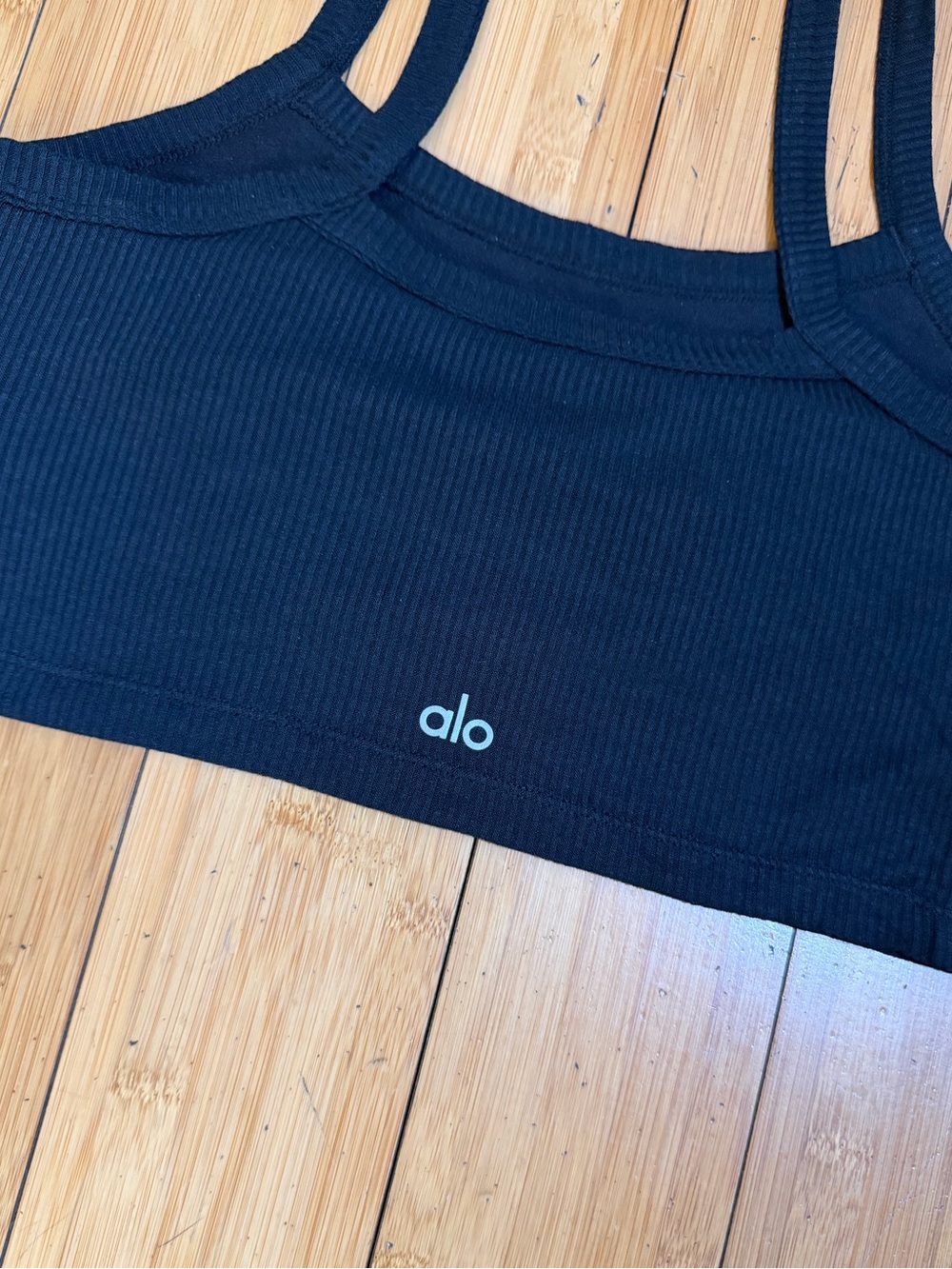 Alo Ribbed Crop Whisper Bra Tank Black Size M - Picture 6 of 14